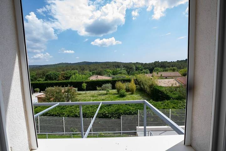 Location de vacances pour 8 personnes, avec jacuzzi ainsi que terrasse et jardin à Saint-Théodorit - 2