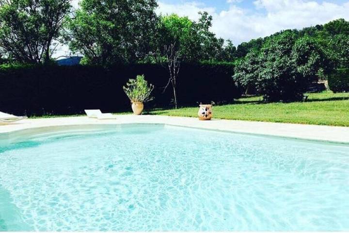 Alojamiento y desayuno para 4 personas, con piscina además de jardín y vistas - 1