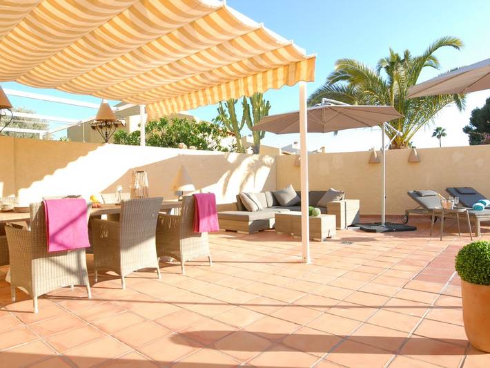 Casa moderna con piscina privada y aire acondicionado, cerca de playas de Benidorm in La Nucía, Costa Blanca