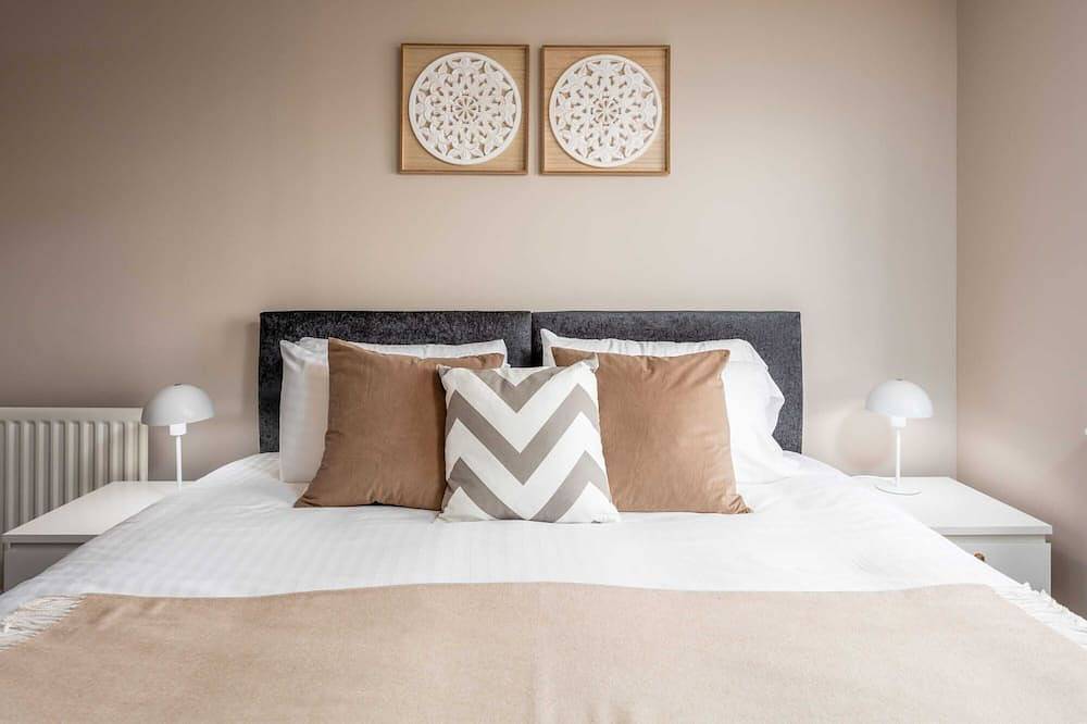 Ganze Wohnung, Waverley Suite - Donnini Apartments in Ayr, Firth Of Clyde