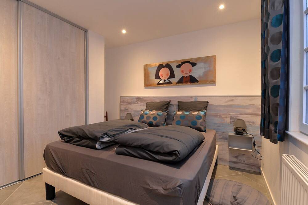 Entire apartment, Apartment-Superior-Ensuite with Shower in Ribeauvillé, Parc naturel régional des Ballons des Vosges