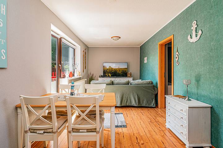 Bungalow für 4 Personen, mit Terrasse auf Rügen - 2