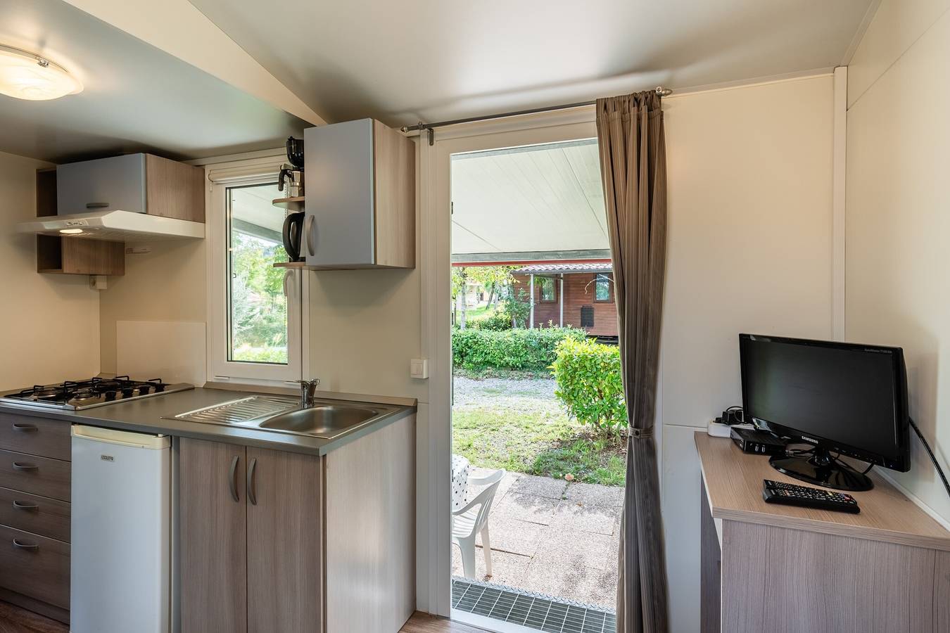 Appartamento intero, Casa mobile 'Camping Belsito Olib 504' con piscina condivisa, Wi-Fi e aria condizionata in Montecatini Terme, Provincia di Pistoia