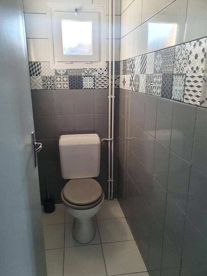 Location de vacances pour 2 personnes, avec vue et terrasse à Chiroubles - 2