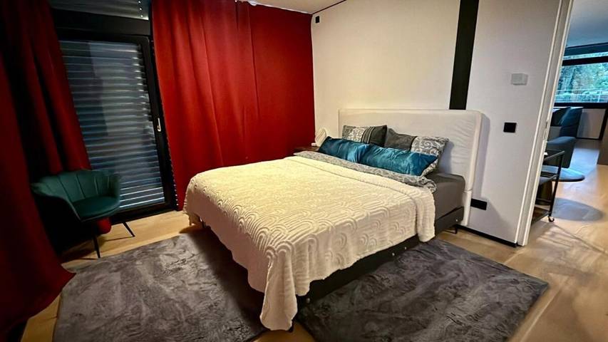 Appartement de vacances pour 5 personnes, avec jardin