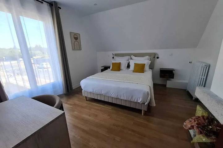 Location de vacances pour 8 personnes, avec jardin à Montebourg - 2