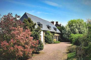 Gîte pour 6 personnes, avec jardin dans Valdallière