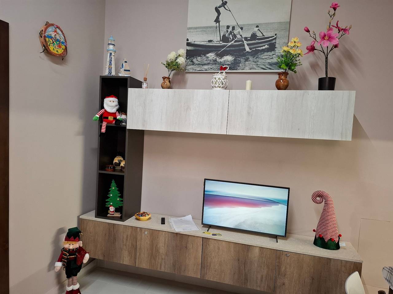 Casa Vacanze 'Loft Confortevole Vicino alla Stazione City' con Terrazza, Wi-Fi e Aria Condizionata in Reggio di Calabria, Provincia di Reggio Calabria