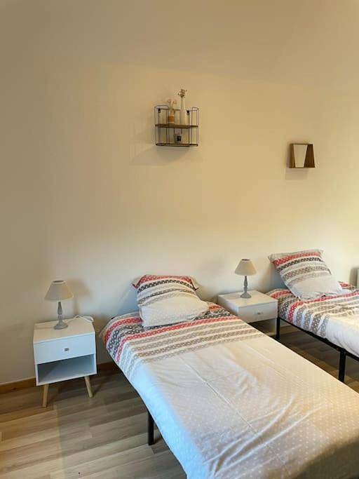 Location de vacances pour 6 personnes, avec jardin et terrasse dans Bosc Roger Sur Buchy - 2