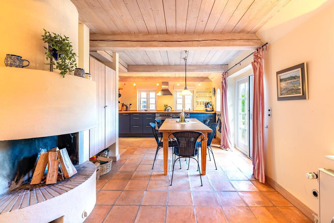 Ganze Wohnung, Apartment am Strand mit Parkplatz, TV und WiFi - 2 km zum Strand in Klintum, Oldsum