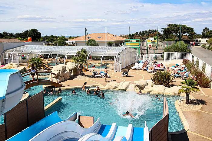 Mobil home pour 3 personnes, avec terrasse, animaux acceptés à La Plaine-sur-Mer - 2