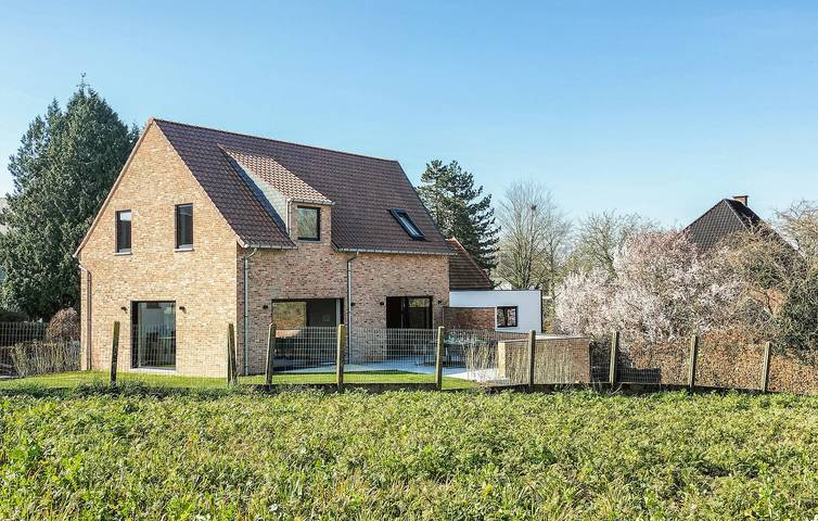 Holiday home for 10 people, with garden and terrace - 1