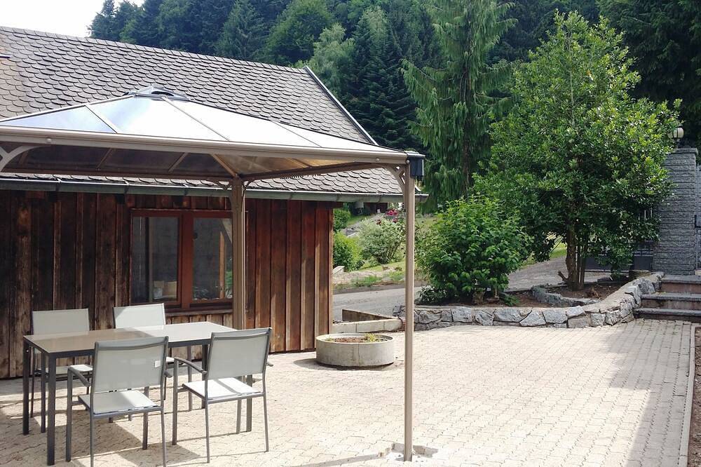 Ganze Wohnung, Hervorragendes gemütliches Ferienhaus \"La Taniere\" im \"La Villa Moraine\" Munster in Soultzeren, Regionaler Naturpark Belchen der Vogesen