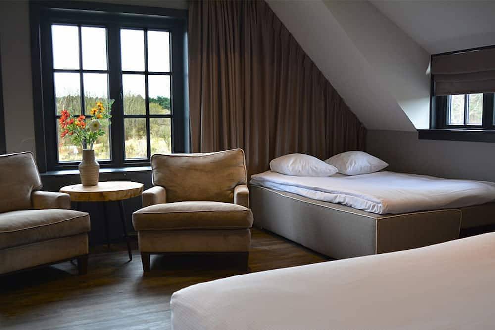 Serene Family Getaway w/breakfast | Dunes & Beach nearby | Scenic outdoor in Wassenaar, Stadsgewest Haaglanden
