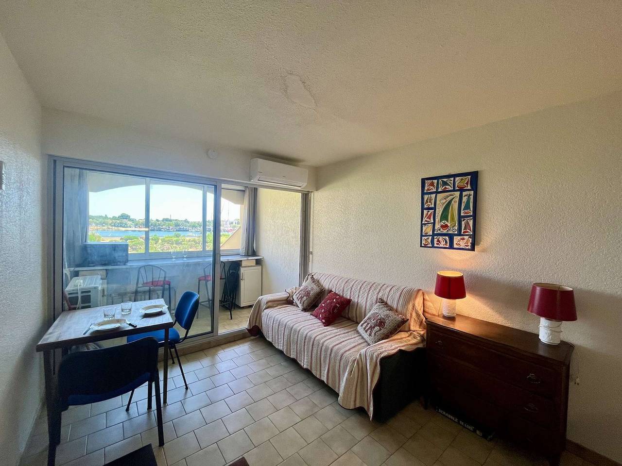 Appartement entier, Studio lumineux avec vue sur jardins - 2 pers. in la Tamarissière, Agde
