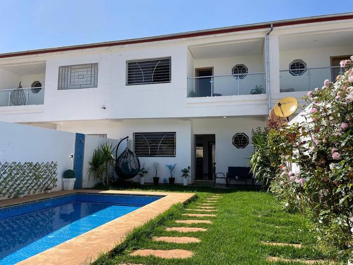 Gîte pour 10 personnes, avec jardin ainsi que vue et piscine dans Imouzzer du Kandar - 3