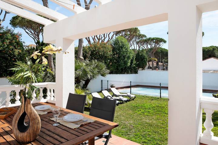 Chalet para 7 personas, con Balcón y Jardín en La Barrosa