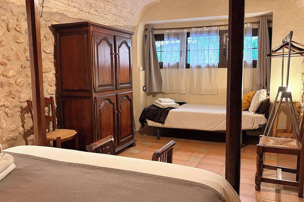 Apartamento entero, Planta baixa a Ventalló. Terrat comú amb vistes in Ventalló, Alt Empordà