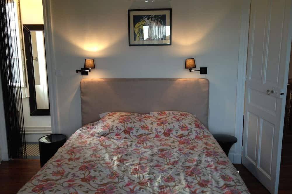 Magnificent house with heated pool in Bayonne city center. in Bayonne, Bayonne und Umgebung