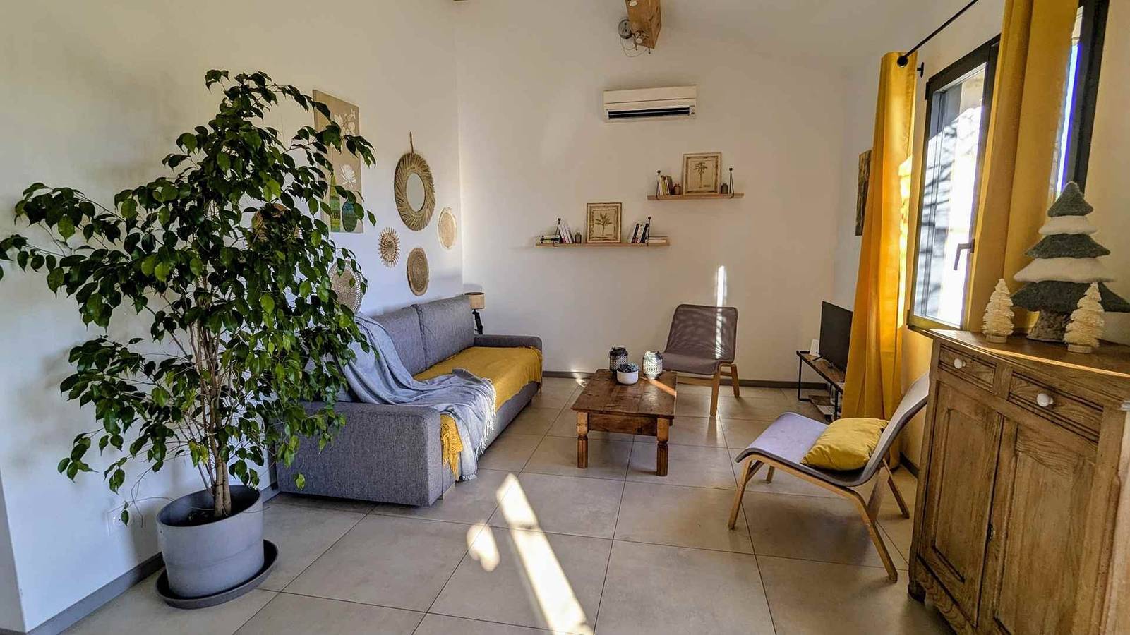 Gîte Le Micocoulier in Carpentras, Parc naturel régional du Mont-Ventoux