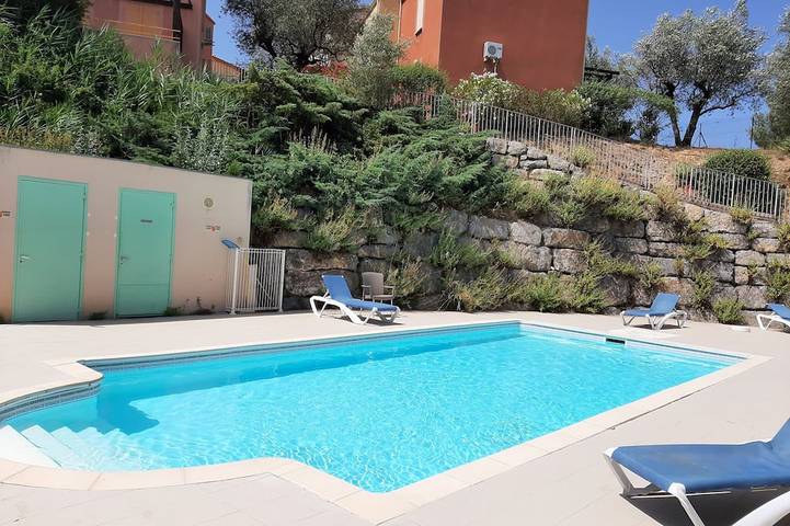 Maison de vacances pour 6 personnes, avec terrasse et piscine à Nyons