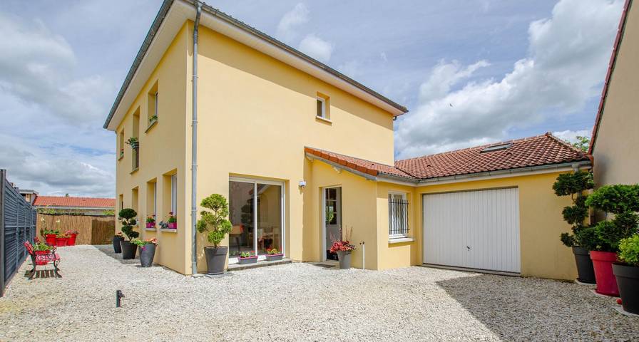 Gîte pour 10 personnes, avec jardin, animaux acceptés - 1