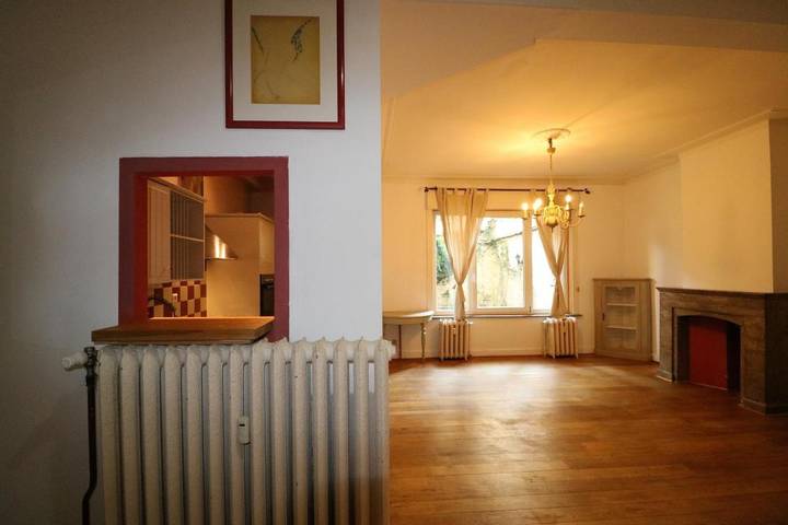 Gîte pour 4 personnes, avec Jacuzzi ainsi que Terrasse et Jardin à Ixelles-Elsene