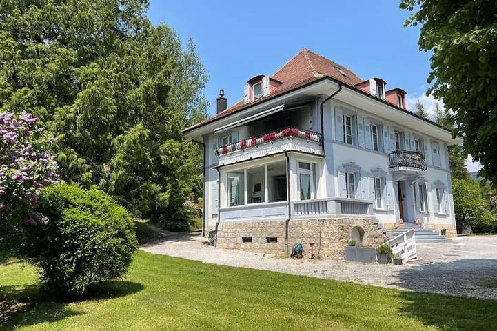 Gîte pour 4 personnes, avec jardin à Vallorbe