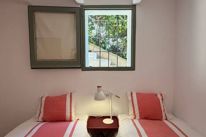 Recently renovated Duplex-Garden 50m Tamariu beach in Platja de Tamariu (Palafrugell), Tamariu