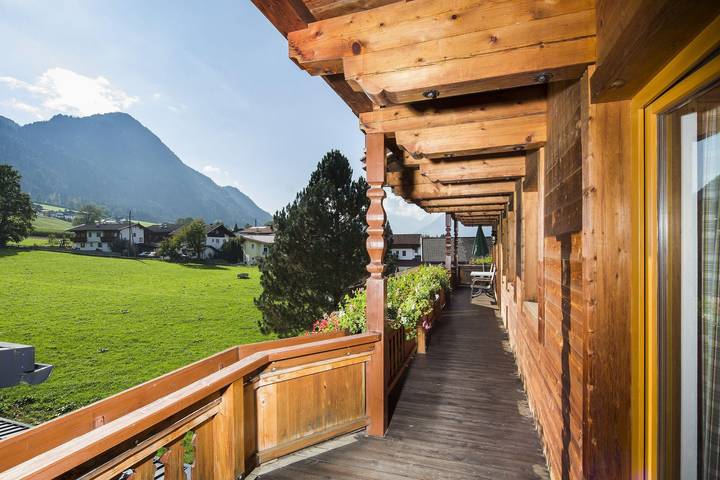 Ferienwohnung für 3 Personen, mit Ausblick und Garten - 1