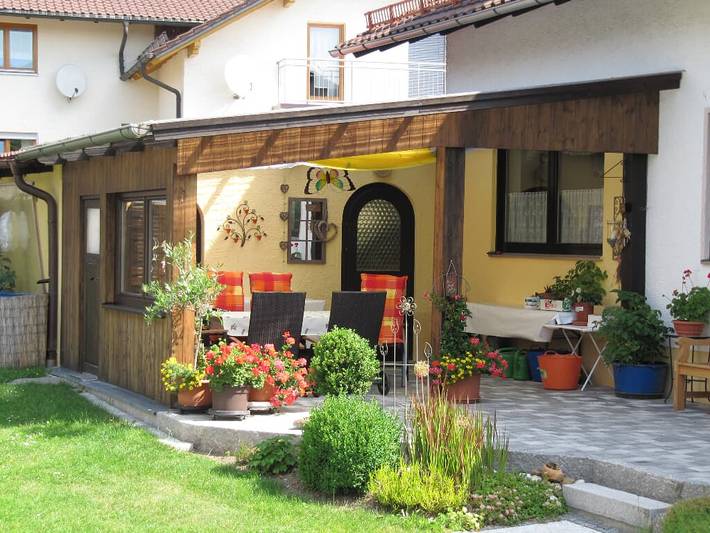 Ferienwohnung für 2 Personen, mit Balkon und Balkon/Terrasse sowie Garten in Furth im Wald