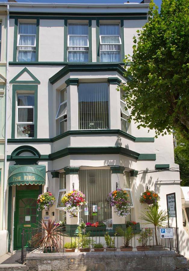 Bed and breakfast for 4 people in Plymouth