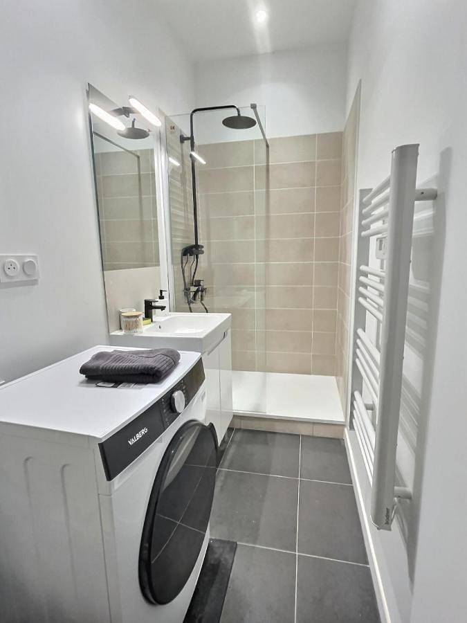Appartement entier, One-Bedroom Apartment in Nègrepelisse, Tarn-et-Garonne