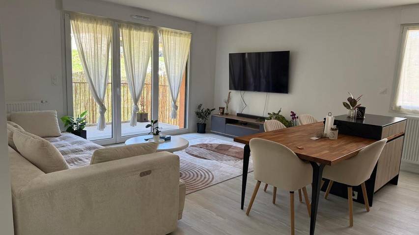 Gîte pour 4 personnes, avec balcon à Les Hôpitaux-Neufs - 2