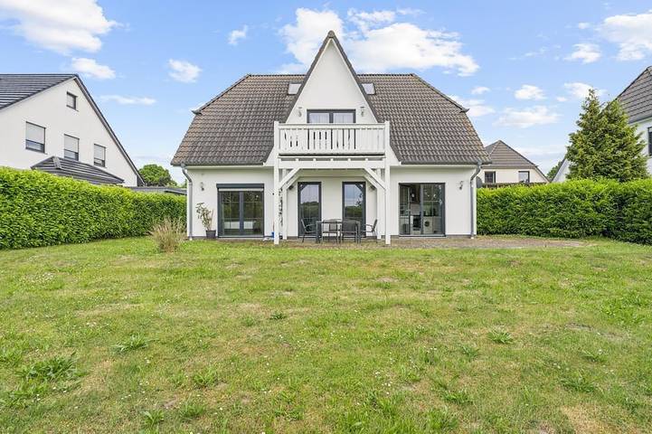 Ferienhaus für 8 Personen, mit Garten in Bastorf