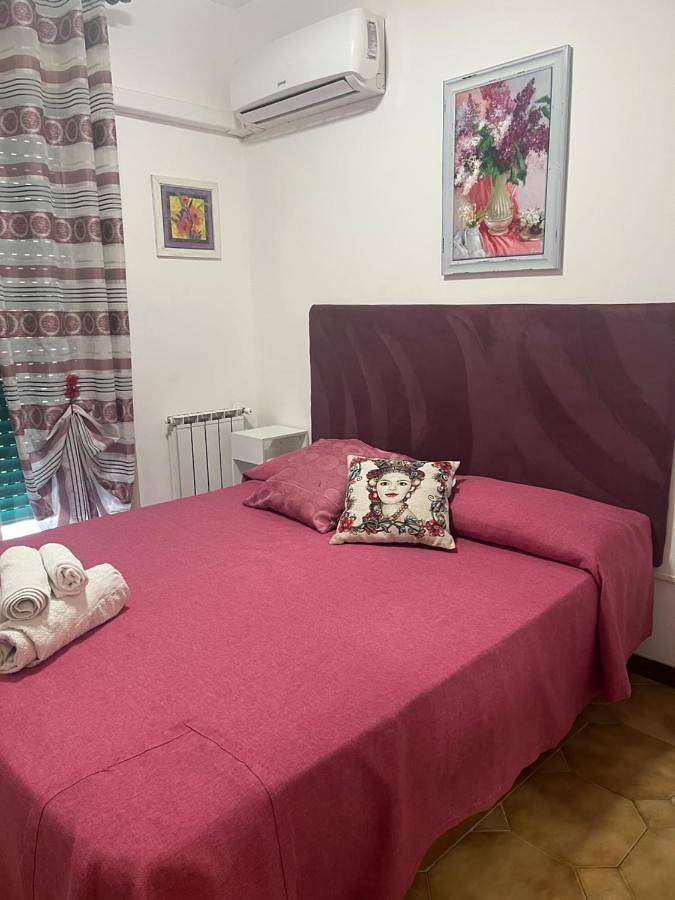 Maison d’hôte pour 2 personnes, avec jardin et vue à Giardini-Naxos - 2