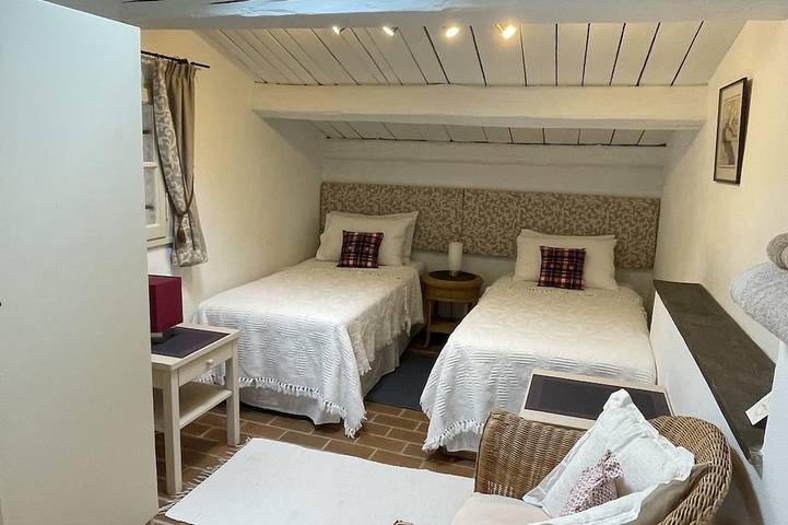 Location de vacances pour 4 personnes, avec jacuzzi et jardin à Sanilhac-Sagriès - 4