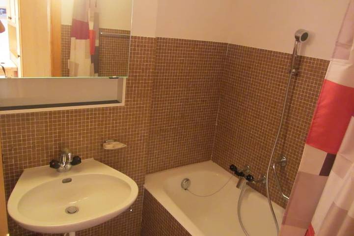 Gîte pour 4 personnes, avec jardin et terrasse dans Chandolin - 4