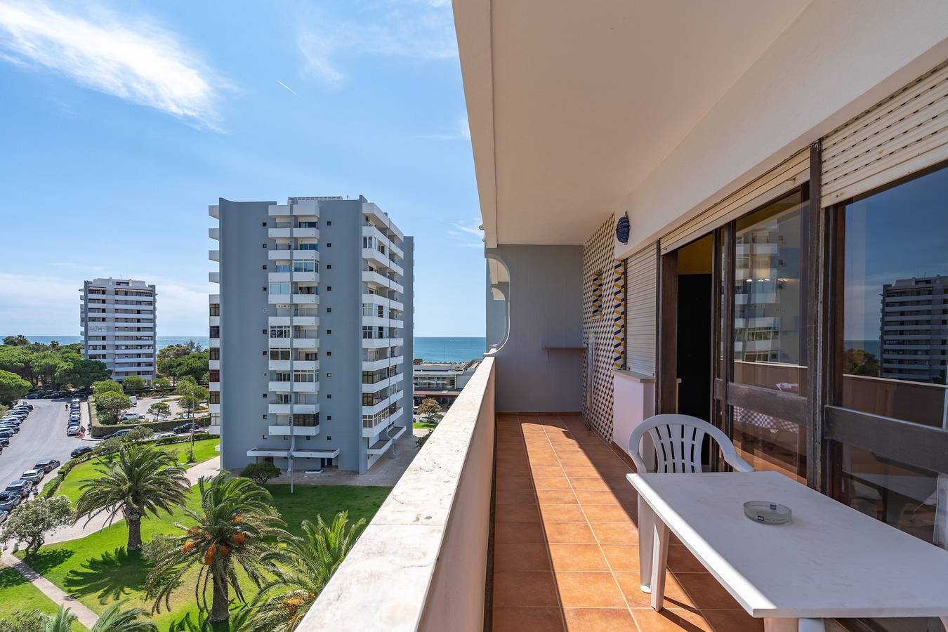 Appartamento intero, Appartamento 'Alvorada Divinal' con Vista Mare, Giardino Privato e Balcone in Alvor, Distretto di Faro