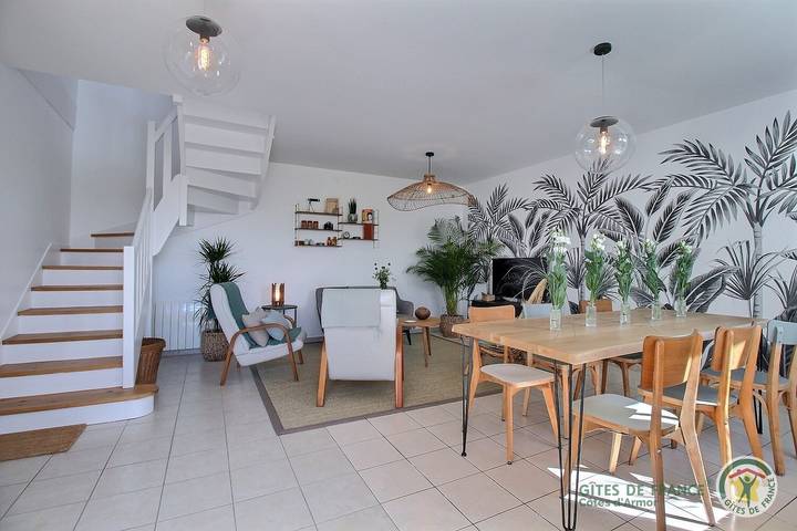 Gîte pour 4 personnes, avec jardin et terrasse à Ploubazlanec