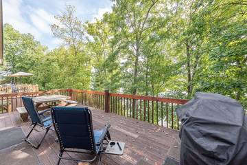 Vacation House for 10 Guests in Deep Creek Lake, Garrett County, Picture 2