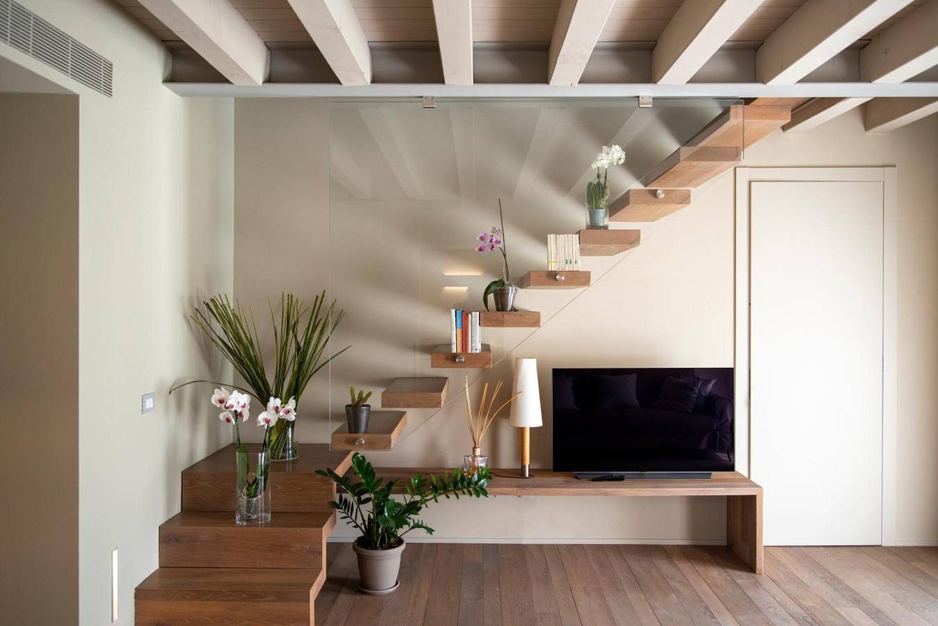 Ganze Wohnung, Apartment 'Casa Cordigero - Melograno' mit Gemeinschaftspool, Wlan und Klimaanlage in Ponti sul Mincio, Gardasee-Berge