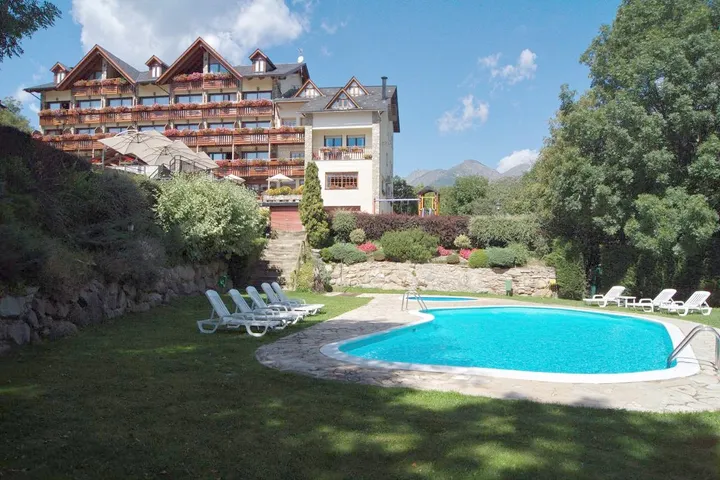 Hotel für 2 Personen, mit Sauna und Pool sowie Whirlpool und Garten, kinderfreundlich - 1