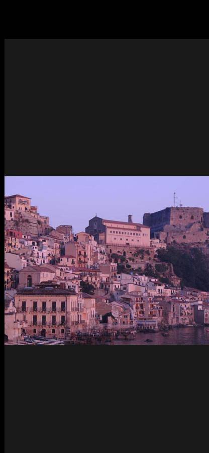 Gîte pour 5 personnes, avec vue et terrasse, animaux acceptés à Scilla - 2