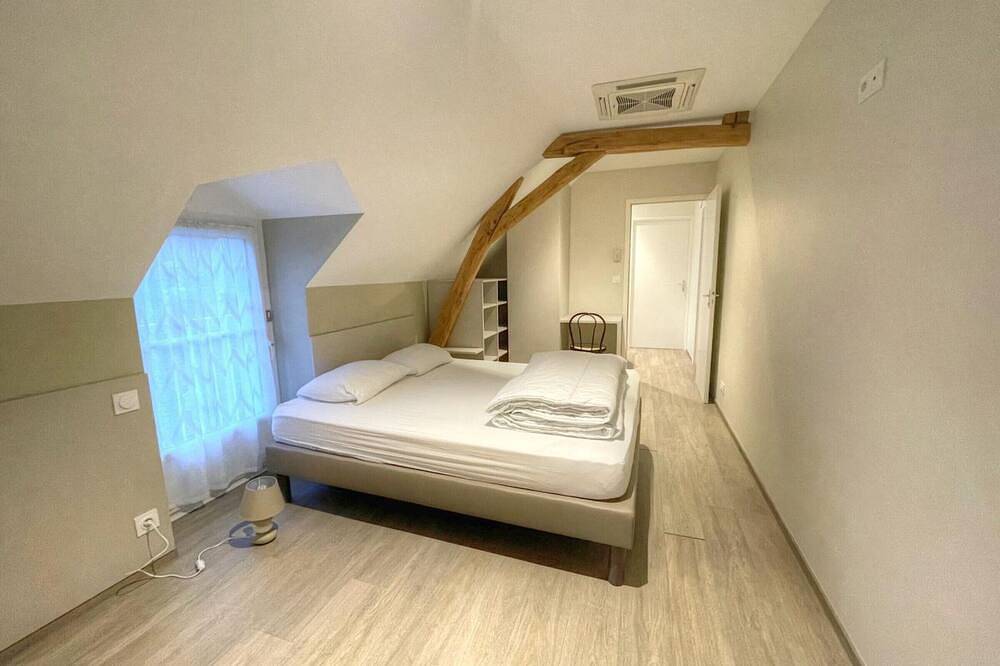 Gîte élégant avec climatisation, jardin et Wi-Fi près des Châteaux et Zoo de Beauval in Thésée, Région de Romorantin-Lanthenay