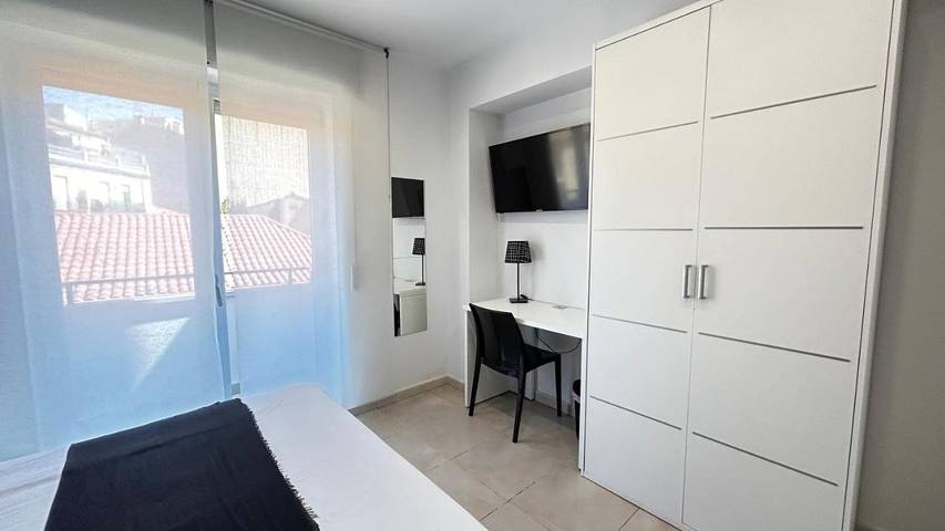 Maison d’hôte pour 2 personnes, avec balcon, adapté aux familles dans Bages - 2