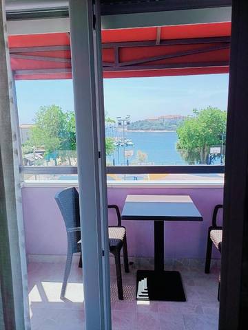 Ferienhaus für 2 Personen, mit Balkon und Ausblick in Pjescana Uvala