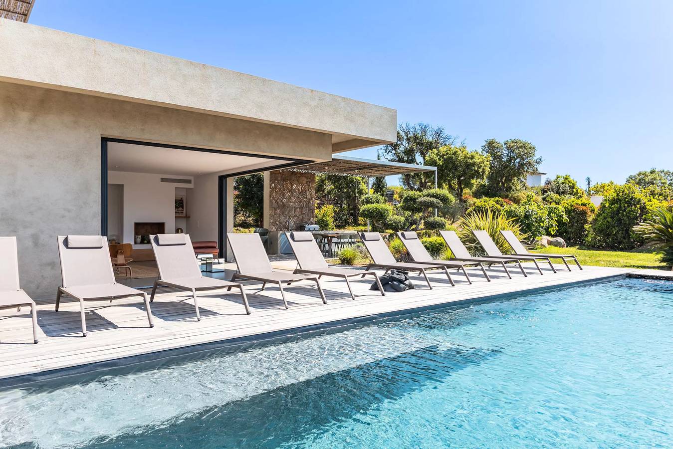 Villa U Pinu in Pinarellu, Zonza