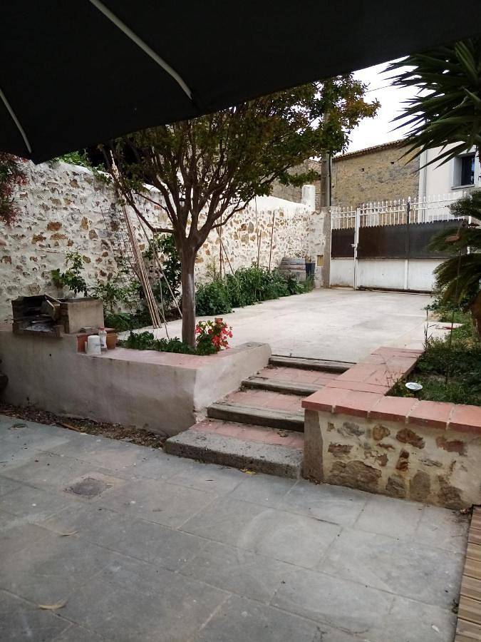 Deluxe Double Room with Shower in Luc-sur-Orbieu, Côte méditerranéenne (France)