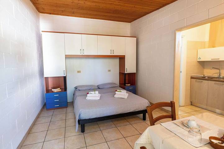 Bungalow für 3 Personen, mit Garten und Pool in Rosolina Mare - 4